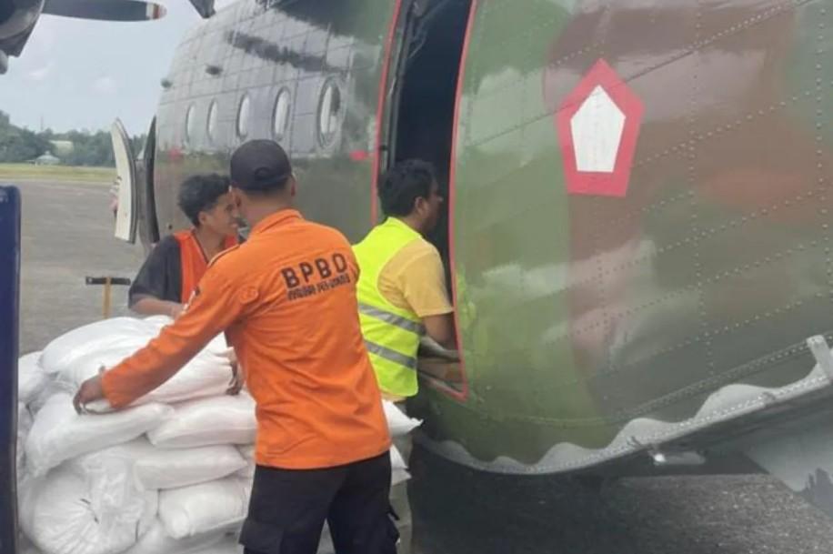 BPBD DKI Jakarta Tebar 1,6 Ton Garam di Langit Selat Sunda untuk Cegah Banjir