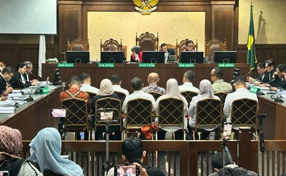 Wamenaker Didakwa Peras Pemohon Sertifikasi K3 hingga Rp6,52 Miliar, Diduga Terima Gratifikasi Motor Ducati