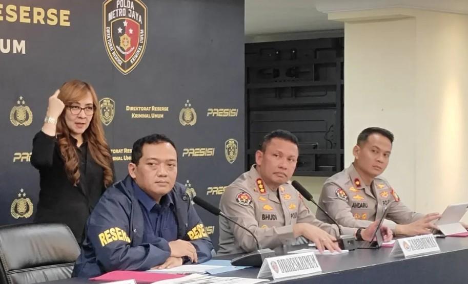 Polisi Periksa 10 Saksi dan Kumpulkan Barang Bukti dalam Kasus Dugaan Pencemaran Nama Baik oleh Pandji Pragiwaksono