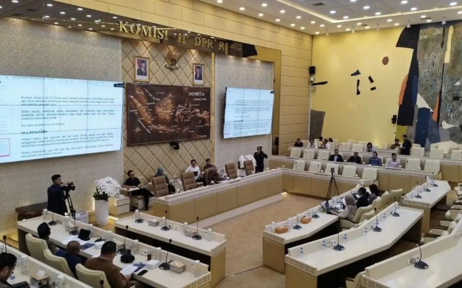 DPR Bahas Revisi UU Pemilu, Fokus pada Ambang Batas, Sistem Legislatif, dan Putusan MK