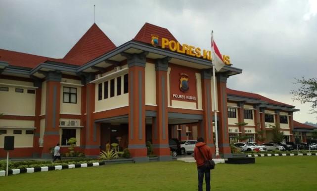 KPK Periksa Bupati Pati di Mapolres Kudus Selama Hampir 24 Jam, Pemeriksaan Lain Berlangsung di Rembang
