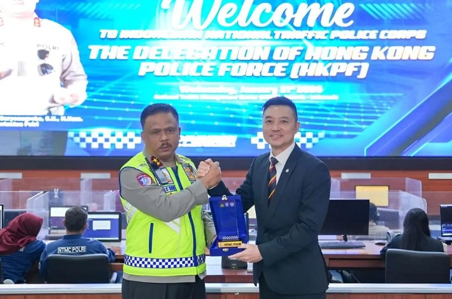 Delegasi Kepolisian Hong Kong Kagumi Teknologi Tilang Elektronik Korlantas Polri