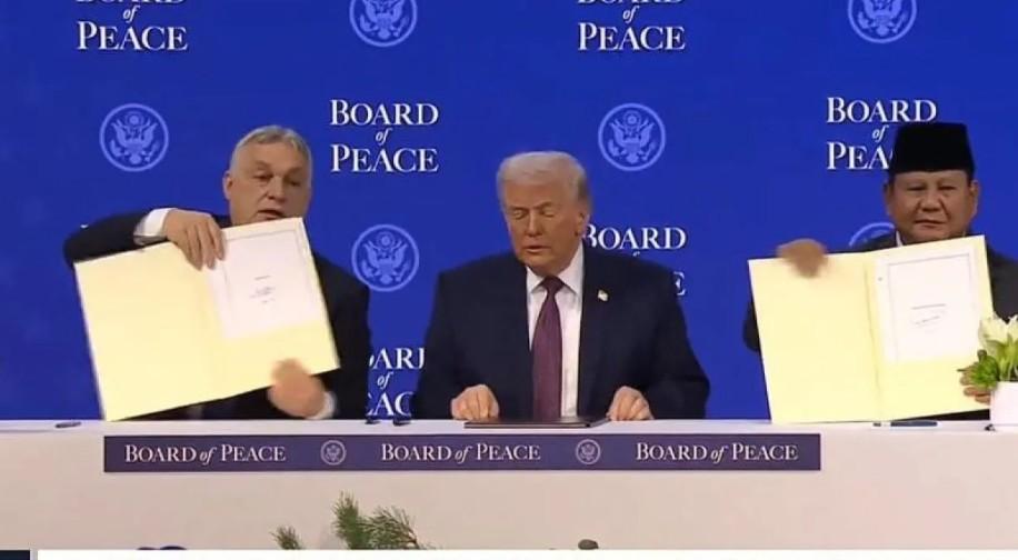 Prabowo Teken Piagam Dewan Perdamaian Gaza di Davos Bersama Donald Trump dan Pemimpin Dunia