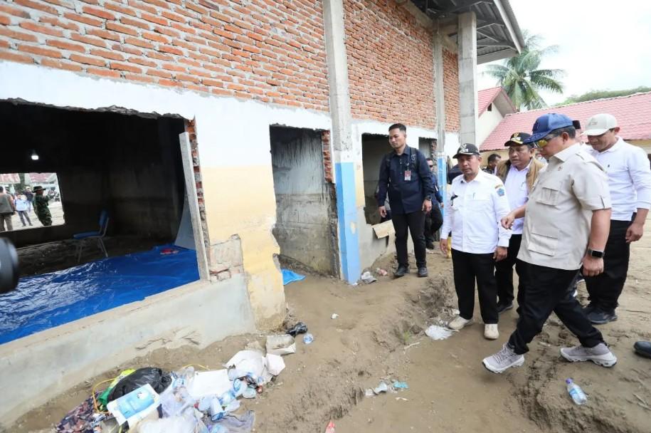 Tito Karnavian Instruksikan Renovasi Sekolah Terdampak Banjir di Pidie Jaya Segera Dipercepat