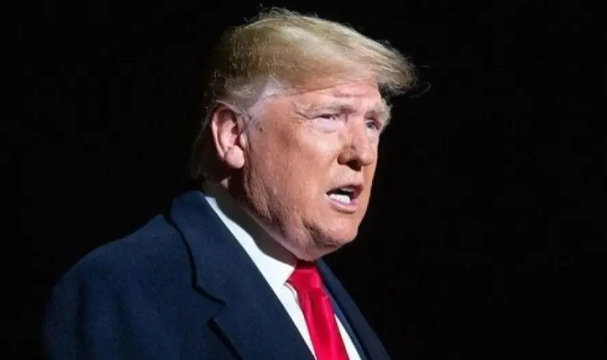 Trump Peringatkan Iran Soal Nuklir dan Klaim Cegah Eksekusi Massal Pengunjuk Rasa