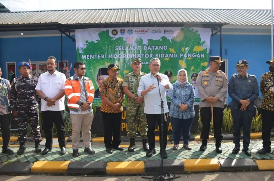 Zulkifli Hasan Buka Peluang Swasta Kelola Sampah Cilacap, Tegaskan Larangan Open Dumping