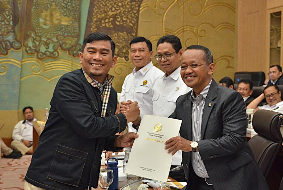 DPR Desak Kementerian ESDM Tertibkan Tambang Emas Ilegal Setelah Delapan Warga Tewas