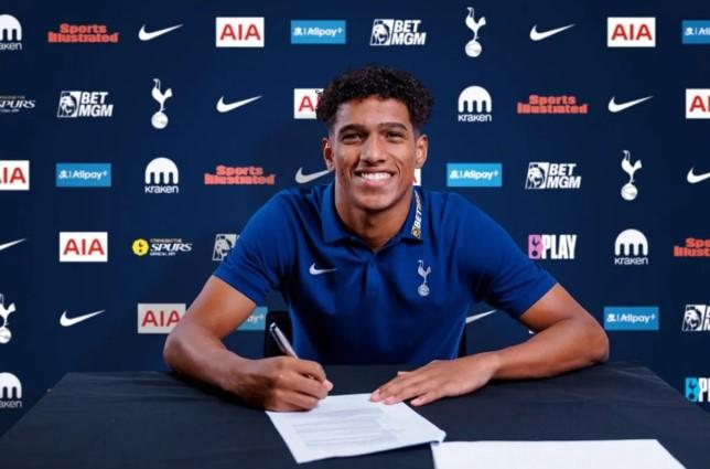 Tottenham Datangkan Bek Sayap Muda Brasil Souza dari Santos