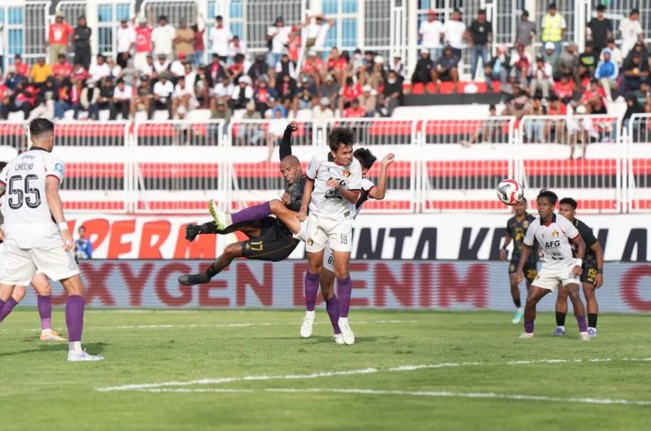 Malut United Bungkam Persik Kediri 4-0, Hendri Susilo Peringatkan Tim Tetap Fokus di Putaran Kedua