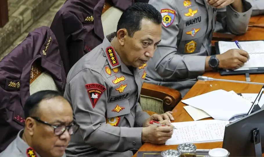 Kapolri Tolak Wacana Polri di Bawah Kementerian, Tegaskan Potensi Lemahkan Negara dan Presiden