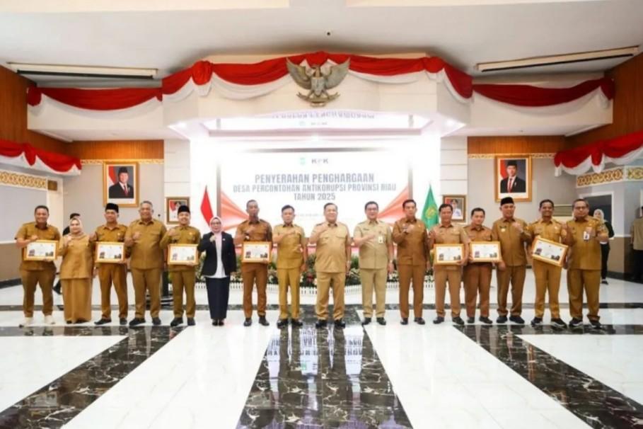 Tujuh Kepala Desa di Riau Diganjar Hadiah Umroh atas Prestasi Desa Percontohan Antikorupsi 2025