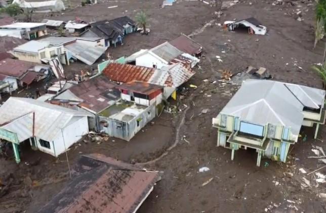 Kementerian PU Kerahkan Jembatan Darurat dan Alat Berat Pulihkan Akses Banjir di Pemalang dan Purbalingga