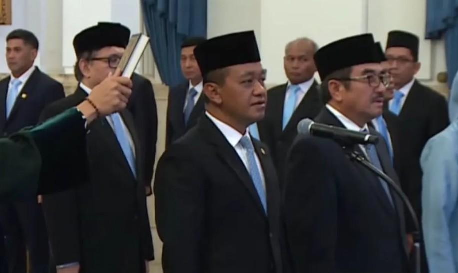 Presiden Prabowo Lantik Bahlil Lahadalia sebagai Ketua Harian Dewan Energi Nasional di Istana Negara