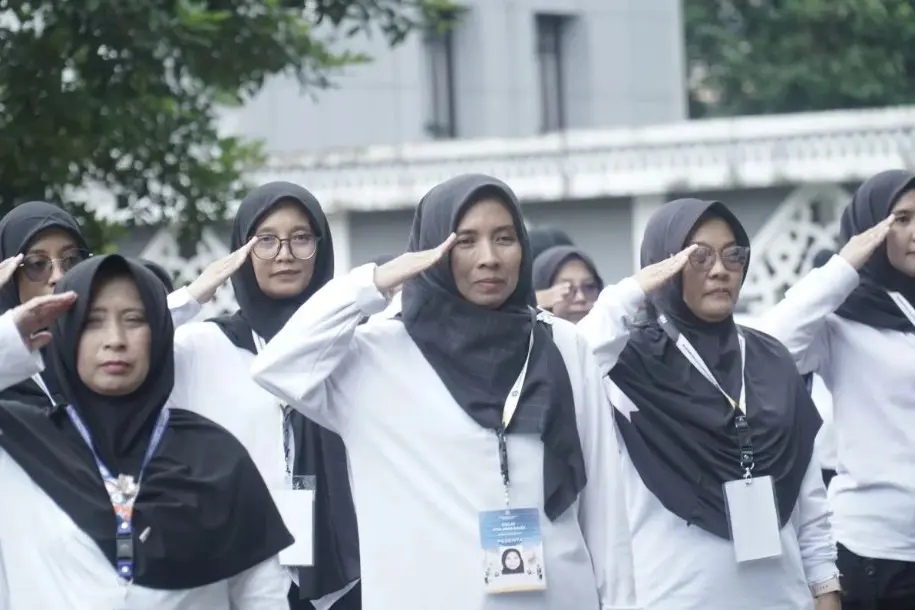 Wamen Haji Tegaskan Petugas Wajib Tanggalkan Identitas Jabatan Saat Bertugas di Tanah Suci