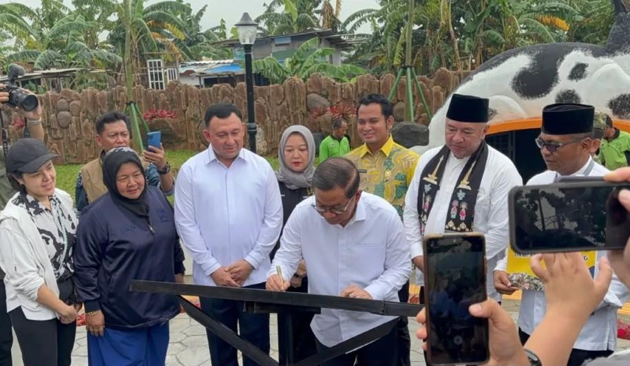 Gubernur Pramono Anung Resmikan Taman Kelinci Roci, Ruang Terbuka Hijau Baru di Rorotan Cilincing