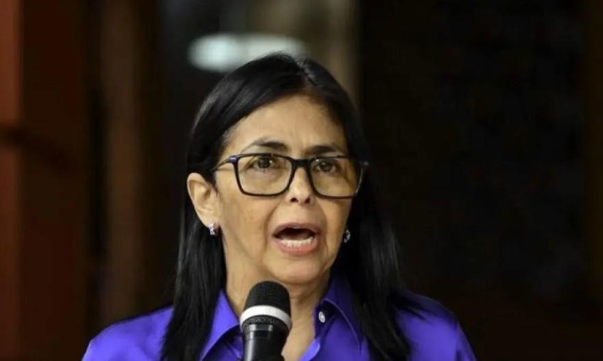 Trump Buka Kembali Ruang Udara Venezuela, Delcy Rodriguez Serukan Investor dan Maskapai Segera Kembali