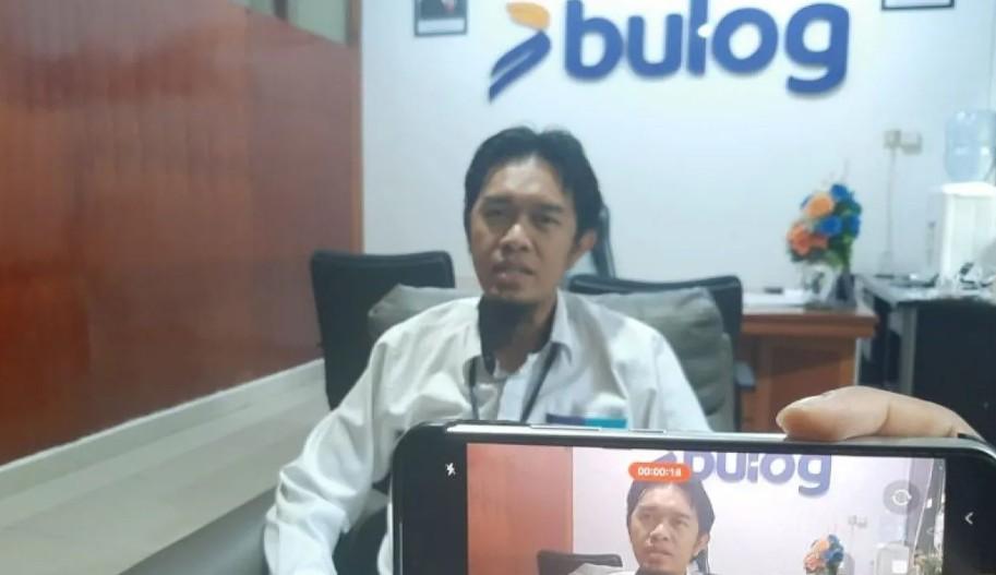 Distribusi 200 Ribu Liter Minyakita di Tanjungpinang: Bulog Jaga Harga Stabil, Penjualan Dibatasi 11 Liter per Keluarga