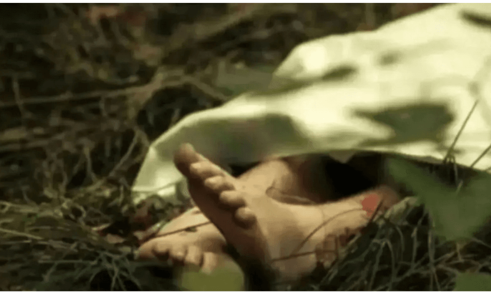 Mayat Pria Tanpa Identitas Ditemukan Tersangkut di Sekatan Sampah Kali Mookervart Kalideres