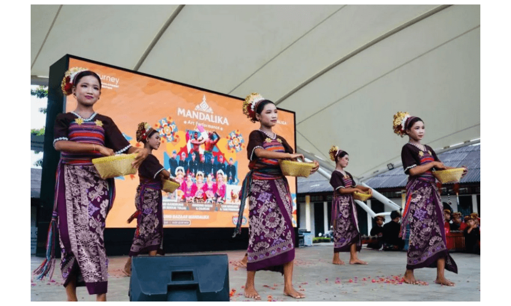 Mandalika Art Performance Suguhkan Atraksi Budaya Autentik, ITDC Dorong Pariwisata Berbasis Seni di NTB