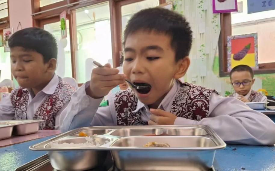 BGN Siapkan Pengaturan Bahan Baku dan Perluasan Penerima Program Makan Bergizi Gratis Jelang Ramadhan