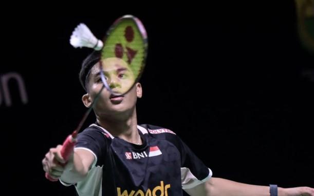 PBSI Targetkan Muhammad Zaki Ubaidillah Tembus 15 Besar Dunia Usai Juara Thailand Masters 2026