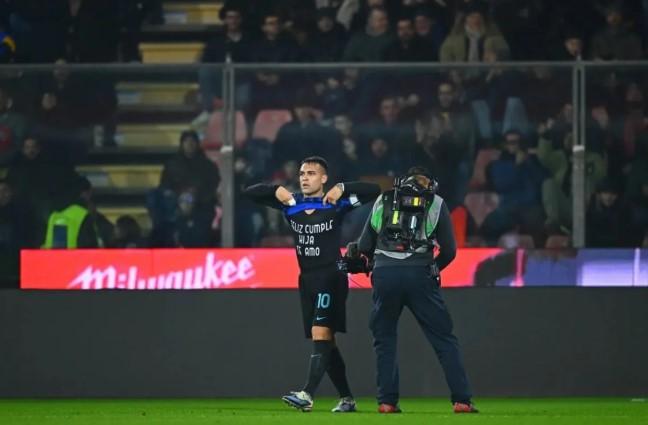 Kalahkan Cremonese 2-0, Inter Milan Kokoh di Puncak Klasemen Liga Italia