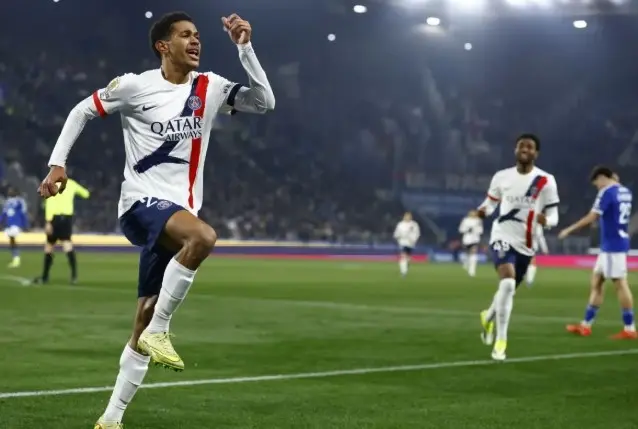 PSG Kembali ke Puncak Klasemen Liga Prancis Usai Tekuk Strasbourg 2-1