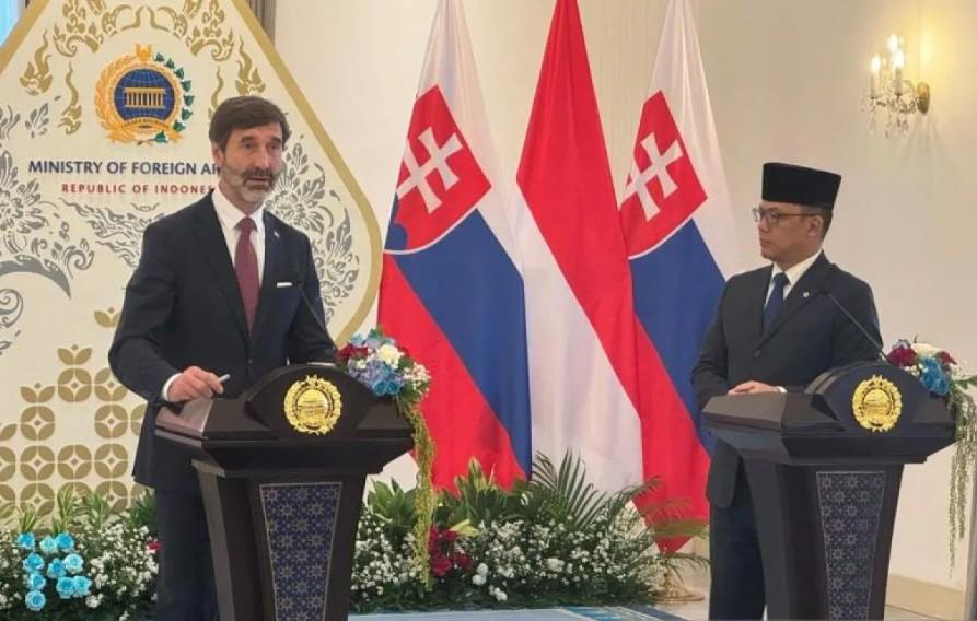 Indonesia dan Slovakia Sepakat Tingkatkan Kerja Sama Strategis Lewat Pertukaran Pelajar dan Energi Nuklir