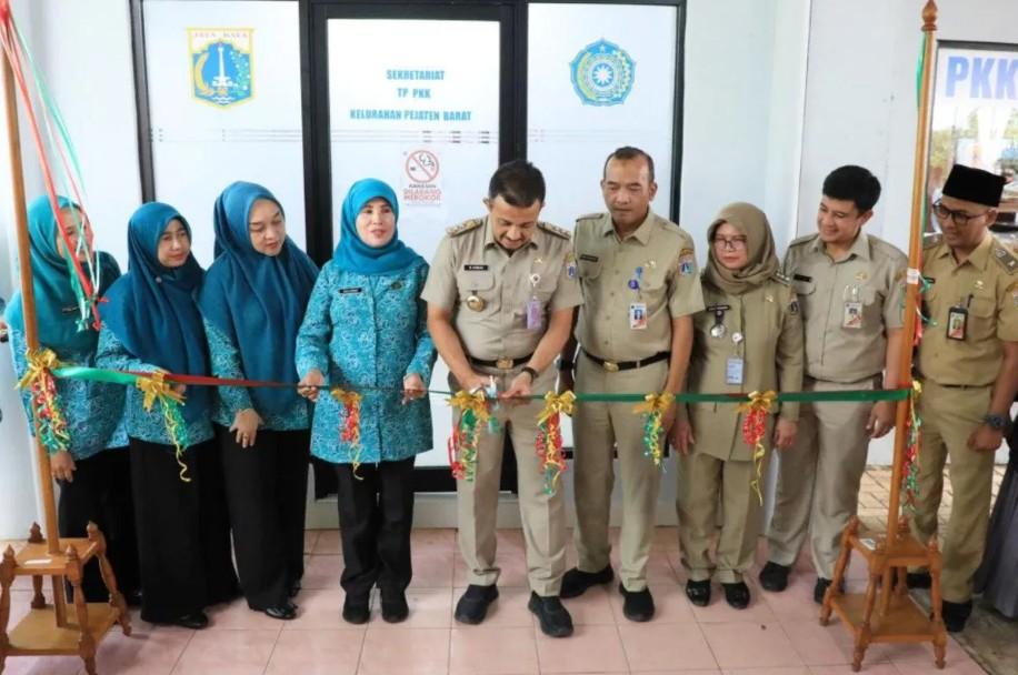 Wali Kota Jaksel Resmikan Taman Bermain Literasi dan Pojok Baca untuk Tingkatkan Minat Baca Anak
