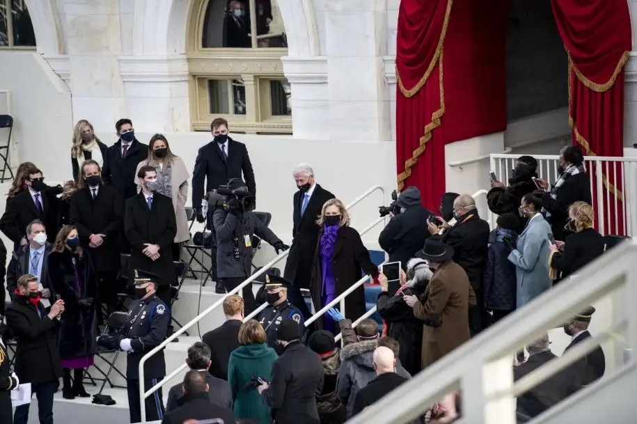 Bill dan Hillary Clinton Siap Bersaksi di Hadapan DPR AS Terkait Kasus Jeffrey Epstein