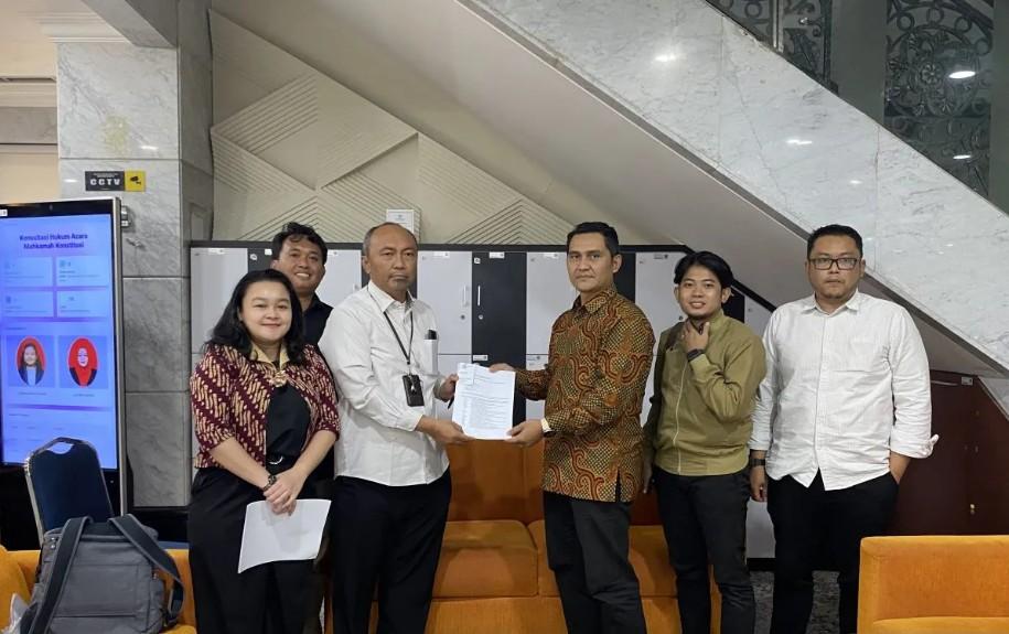 21 Guru Besar dan Praktisi Hukum Laporkan Adies Kadir ke MKMK Terkait Dugaan Pelanggaran Etika Proses Seleksi Hakim Konstitus