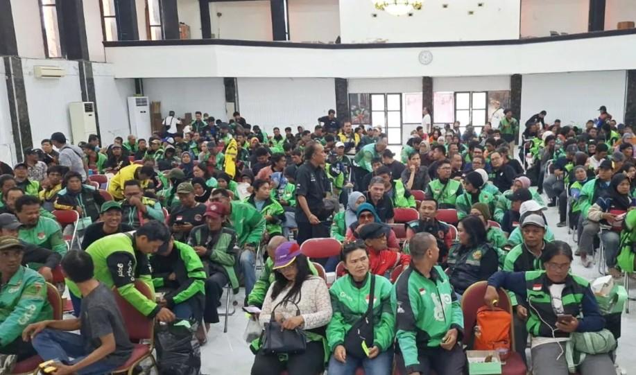 Kasus Penganiayaan Ojol oleh Oknum TNI di Kembangan Berakhir Damai Lewat Mediasi Kekeluargaan