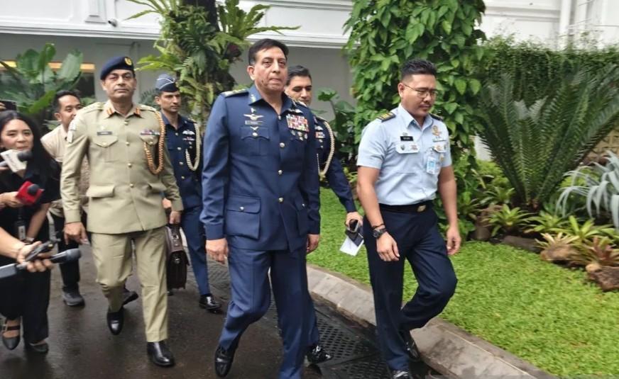 Dubes dan Kepala Staf AU Pakistan Sambangi Istana, Perkuat Kerja Sama Pertahanan Indonesia-Pakistan