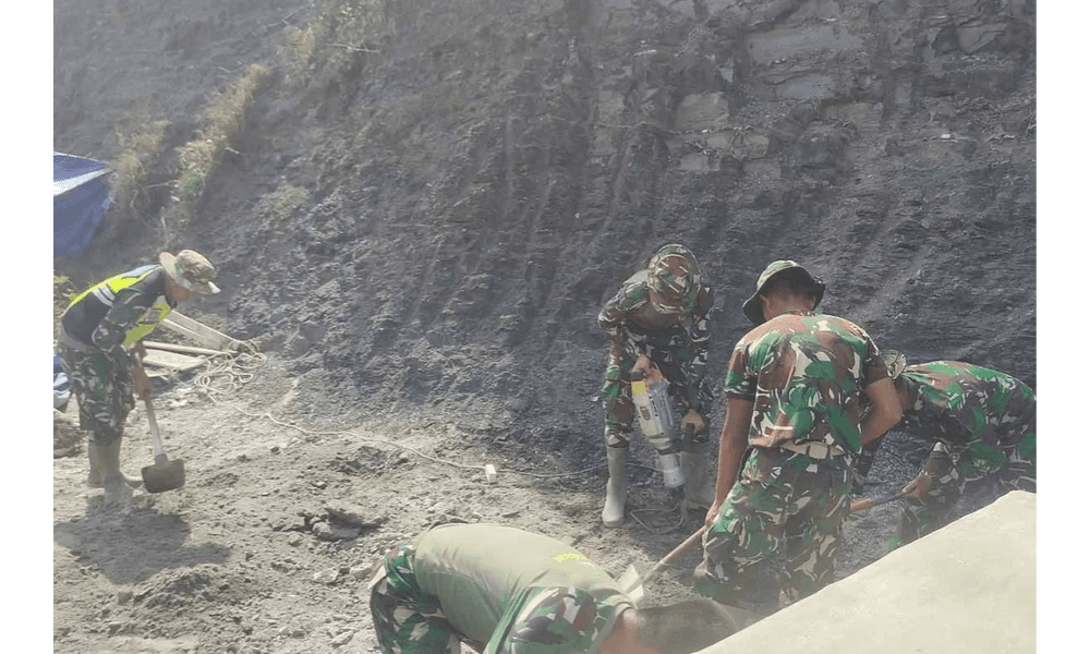 TNI Bangun Jembatan Gantung 120 Meter di Aceh Tengah untuk Buka Akses Pascabencana