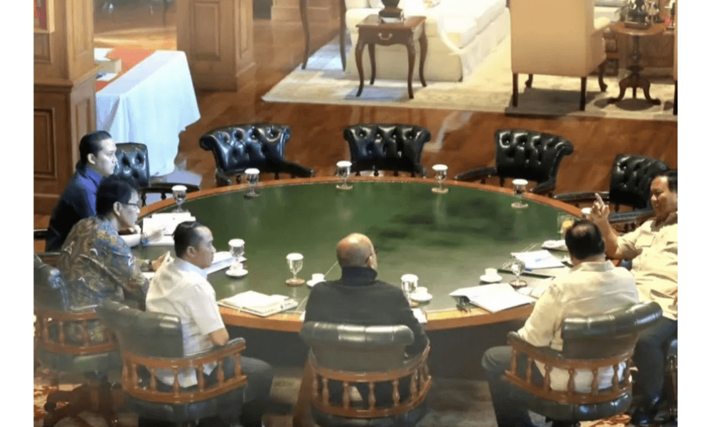 Prabowo Panggil Menteri Ekonomi di Hambalang Susun Strategi Perundingan RI–AS