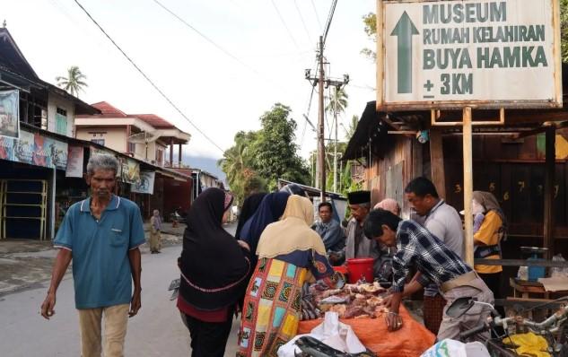 Pedagang Daging Sapi Raup Omzet Rp30 Juta di Nagari Sungai Batang Pasca Bencana Agam