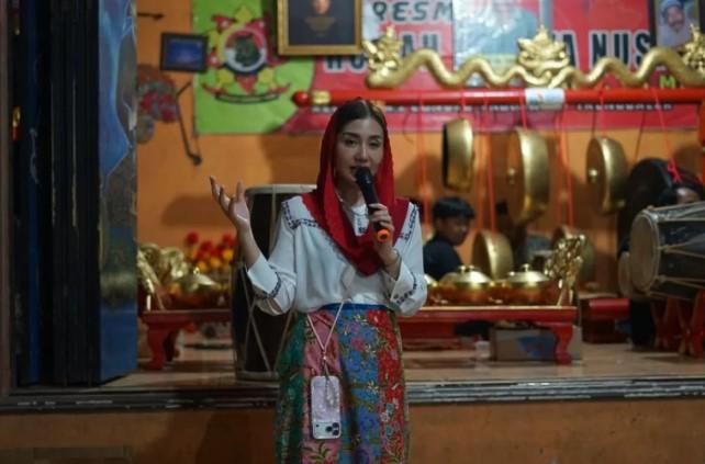 Anggota DPR Novita Hardini Dorong Kemajuan Budaya dan Ekonomi Kreatif Dongko Lewat Bantuan Gamelan