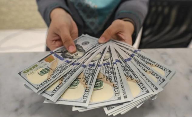 Rupiah Menguat ke Rp16.831 per Dolar AS Seiring Inflasi Amerika Serikat Lebih Rendah dari Perkiraan
