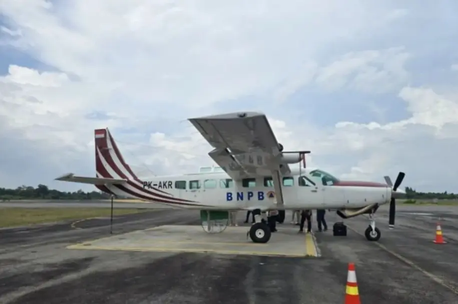 Pesawat Cessna Bantuan BNPB Tiba di Riau, Langsung Laksanakan Operasi Modifikasi Cuaca untuk Padamkan Karhutla