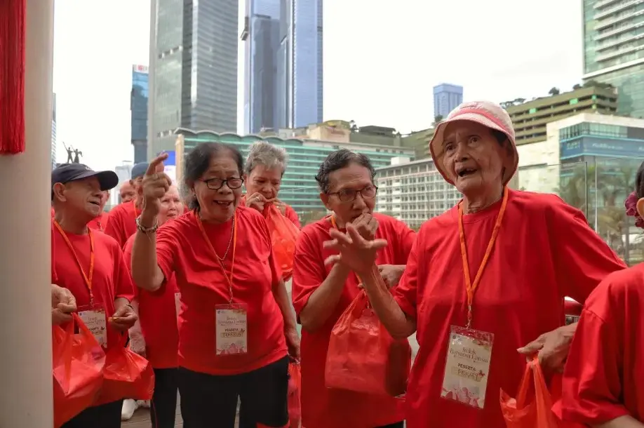 Pemprov DKI Jakarta Ajak 60 Lansia Rayakan Imlek 2026 di Bundaran HI untuk Perkuat Kota Inklusif