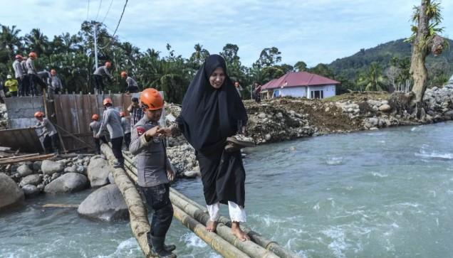 BNPB Kaji Penyesuaian Anggaran Huntap Insitu Terkait Wacana Penggunaan Atap Genteng di Sumatera