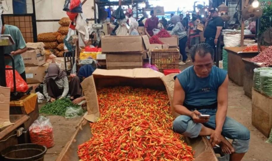Harga Cabai Rawit Merah di Pasar Induk Kramat Jati Sempat Tembus Rp70 Ribu Jelang Ramadhan 1447 Hijriah