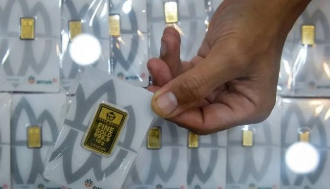 Harga Emas Antam Turun Rp40.000 Menjadi Rp2.878.000 per Gram pada Rabu Pagi