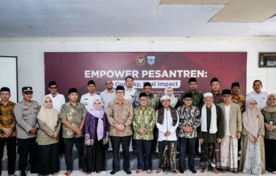 Kemenko Pemberdayaan Masyarakat Dorong Santri Pesantren Miliki Keterampilan Kerja dan Akses Pembiayaan