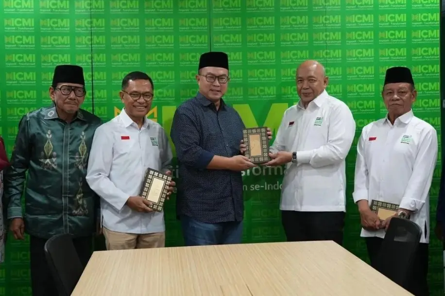 Yayasan Muslim Sinar Mas Wakafkan 2.000 Mushaf Al Quran kepada ICMI untuk Dukung Kebutuhan Ramadhan 2026