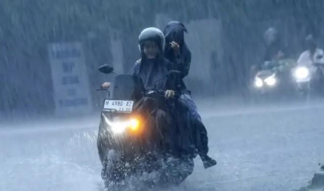 BMKG Prakirakan Mayoritas Wilayah Indonesia Diguyur Hujan pada Sabtu