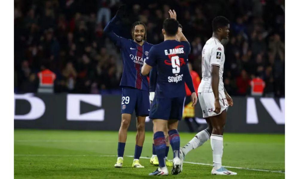 PSG Tundukkan Metz 3-0 dan Rebut Puncak Klasemen Liga Prancis 2025/2026