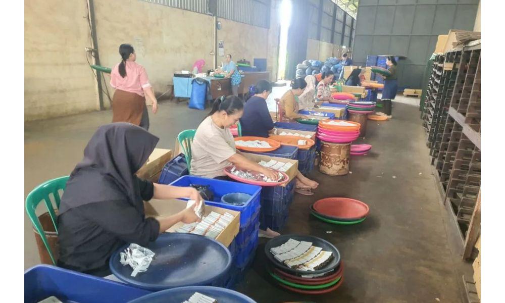 Formasi Mendesak Relaksasi Regulasi IHT dan Penindakan Rokok Ilegal demi Dongkrak Penerimaan Negara