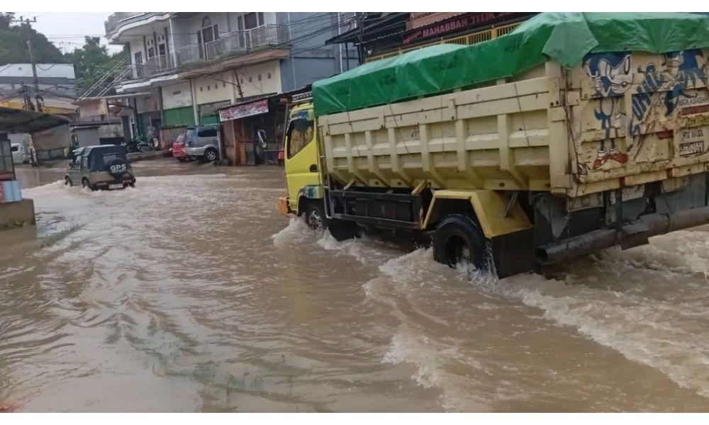 BMKG Peringatkan Potensi Hujan Lebat di Kalimantan Timur hingga 24 Februari
