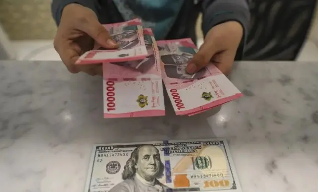 Putusan Mahkamah Agung AS Picu Rupiah Menguat ke Level Rp16.868 per Dolar AS